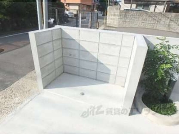 ゴミ捨て場