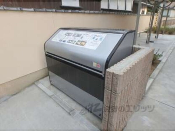 ゴミボックス