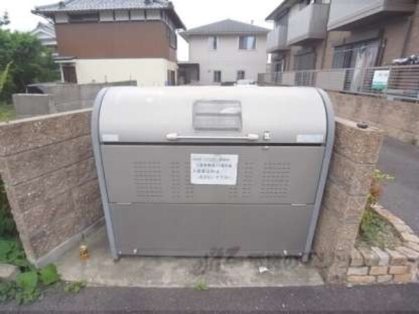 ゴミ置き場
