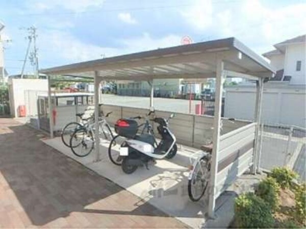 駐輪場