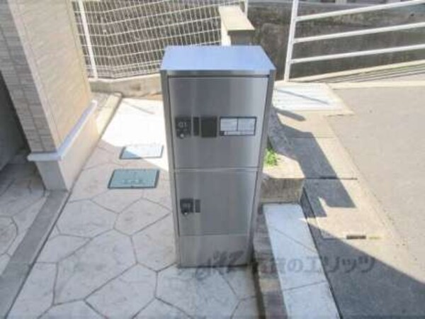 宅配ボックス