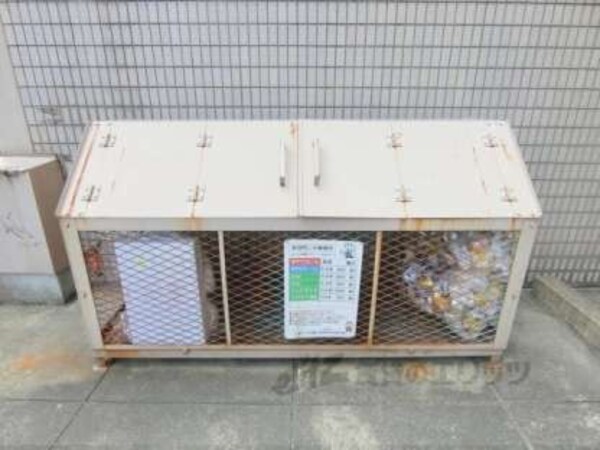ゴミ置き場