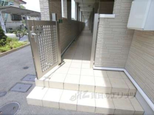 共用出入り口