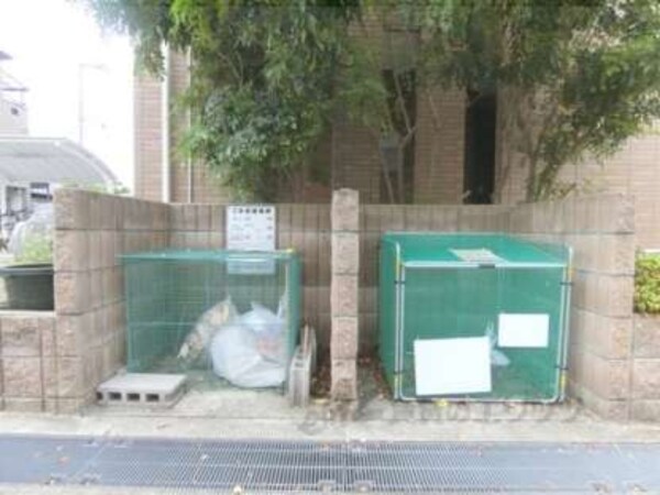 ゴミ置き場