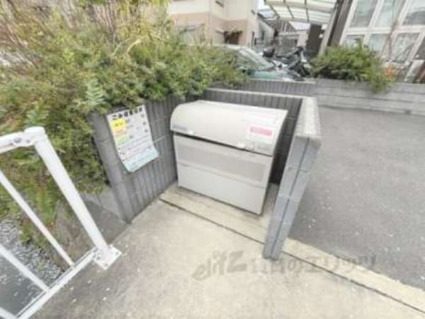ゴミ置き場