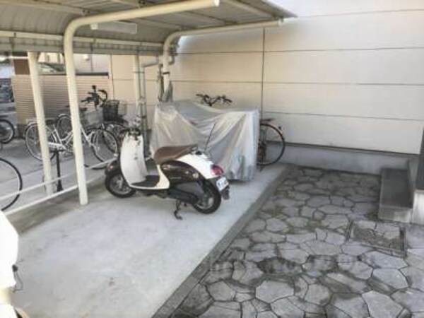 駐輪場