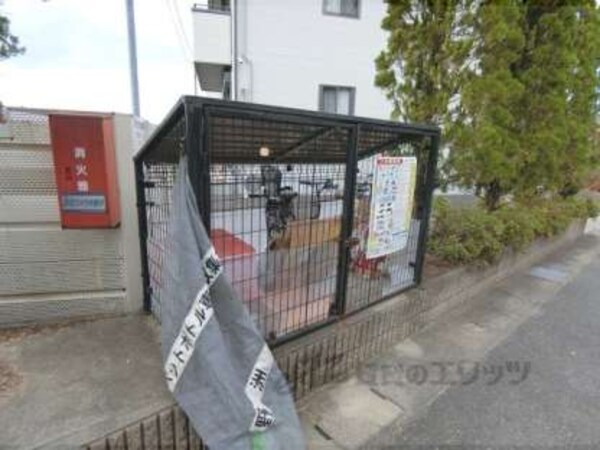 ゴミ置き場