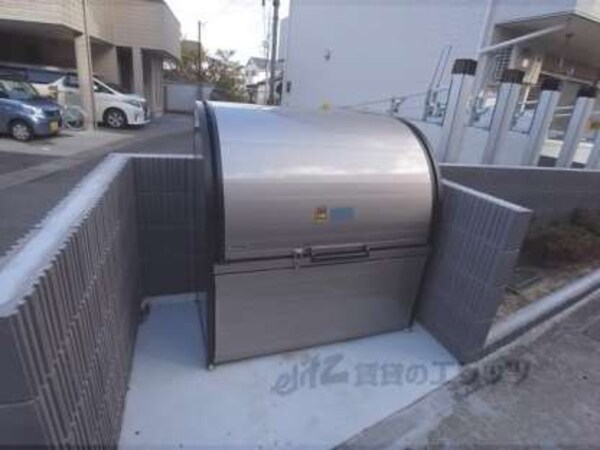 ゴミ置き場
