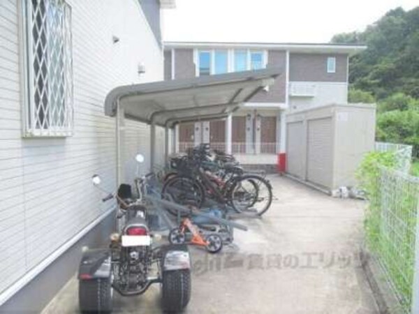 駐輪場