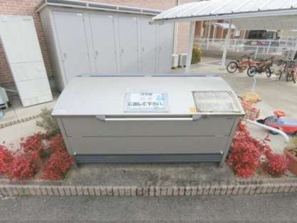 ゴミ置き場