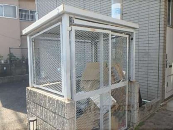 ゴミ置き場