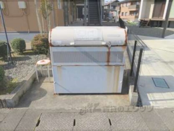 ゴミ置き場