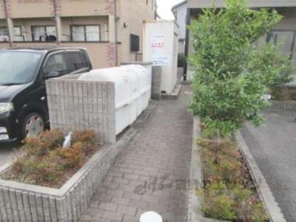 ゴミ置き場