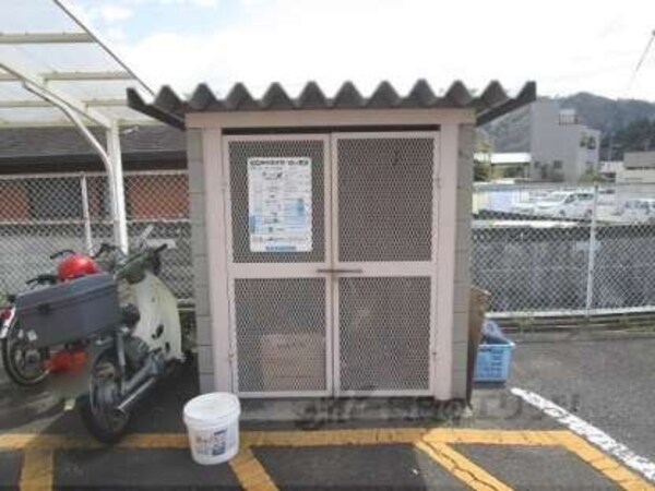 ゴミ置き場