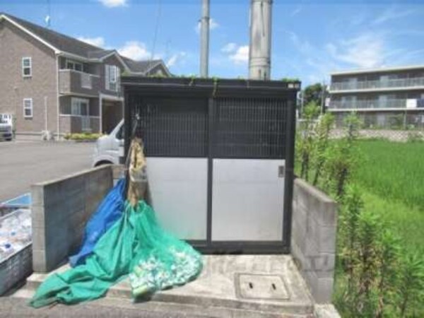 ゴミ置き場