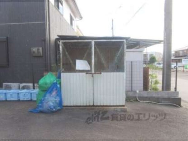 ゴミ置き場