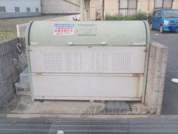 ゴミ置き場