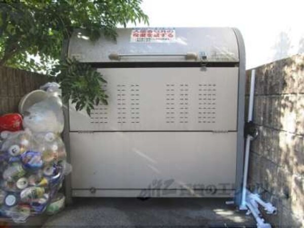 ゴミ置き場