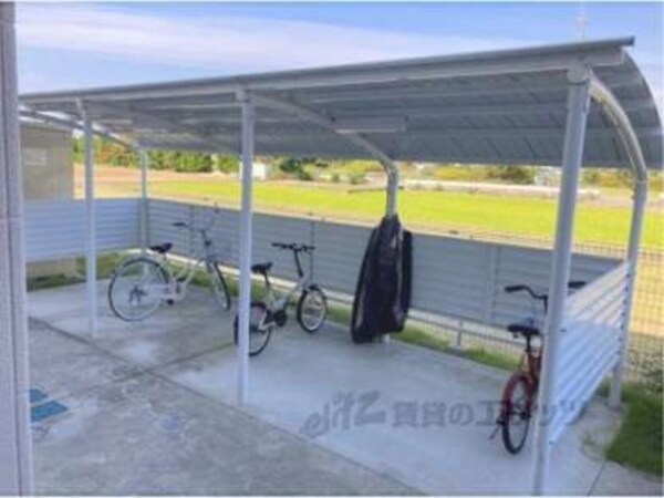 駐輪場