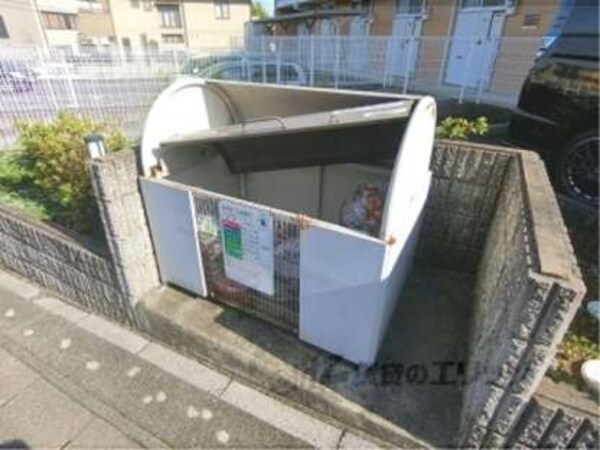 ゴミ置き場