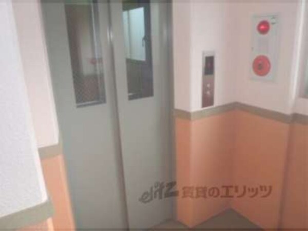 エレベーター