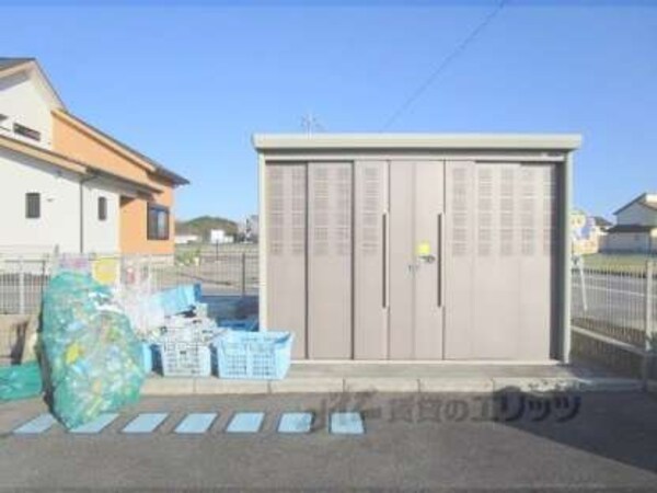 ゴミ置き場
