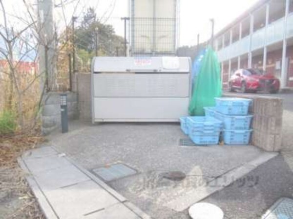 ゴミ置き場