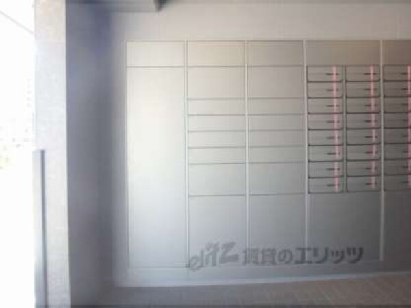 宅配ボックス