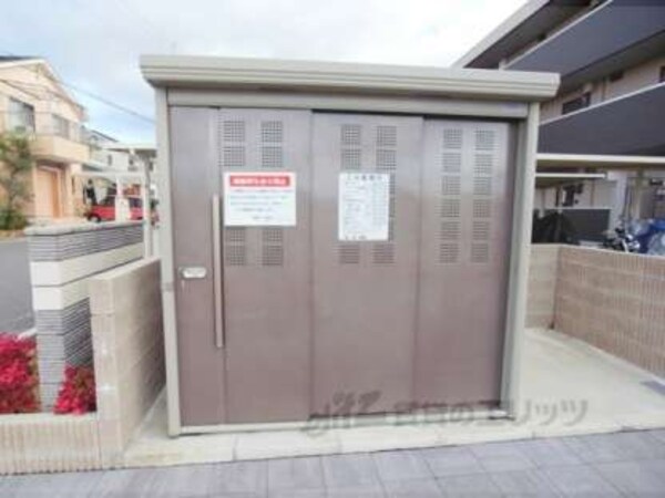ゴミ置き場