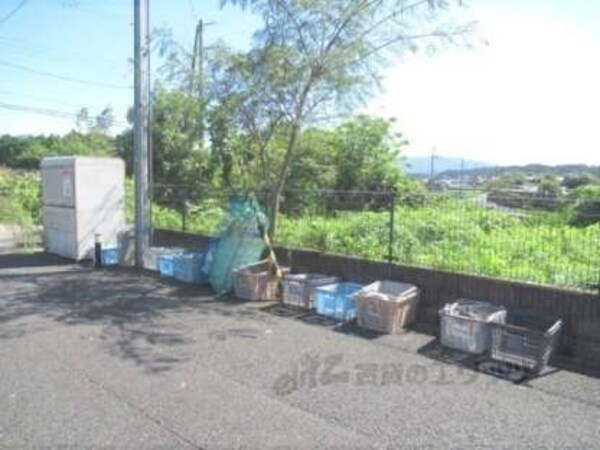 ゴミ置き場