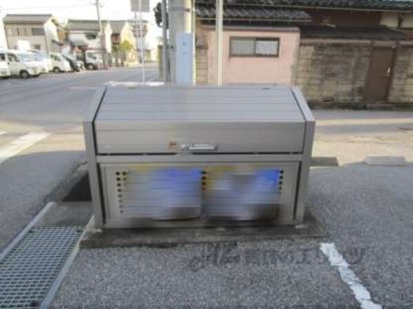 ゴミ置き場