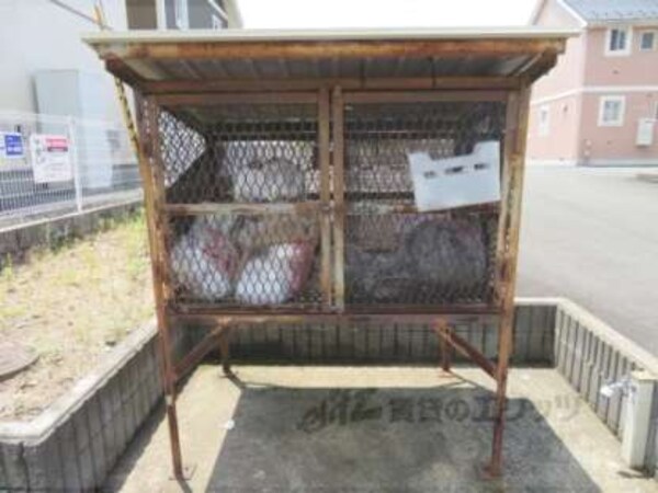 ゴミ置き場