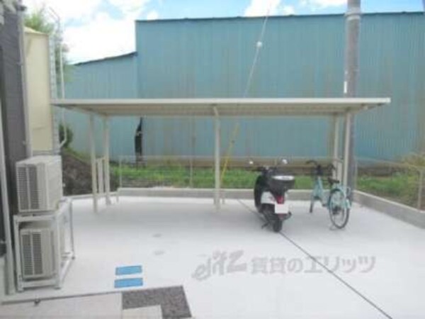 駐輪場