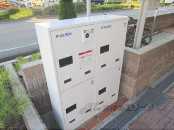 宅配ボックス