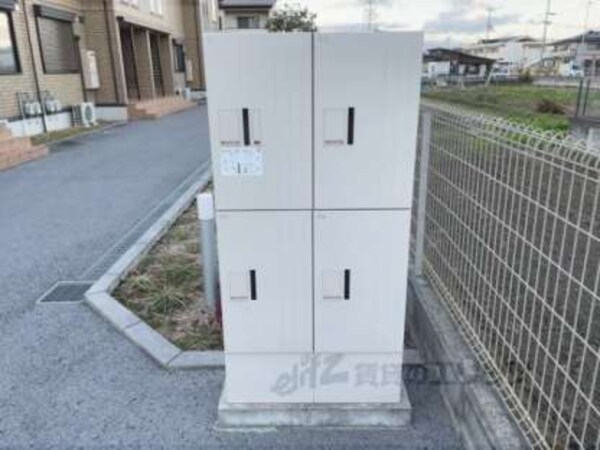 宅配ボックス