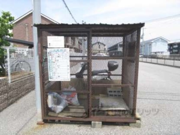 ゴミ置き場
