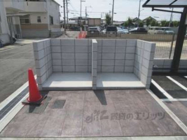 ゴミ置き場