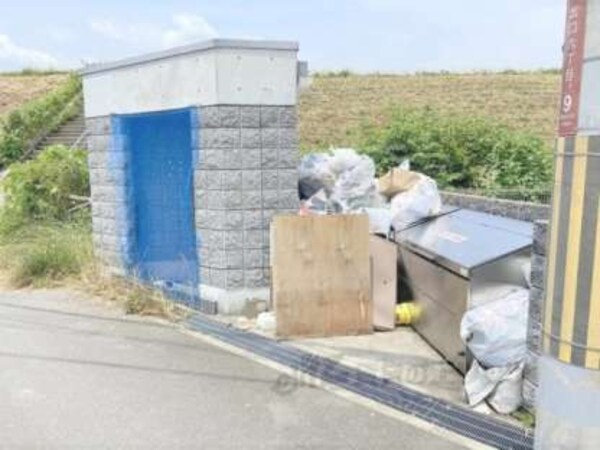 ゴミ置き場