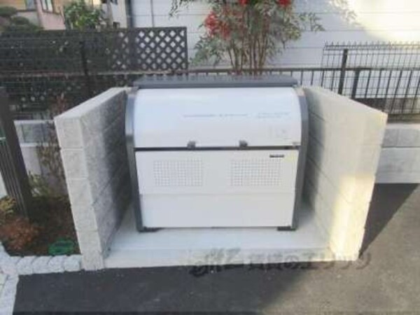 ゴミ置き場