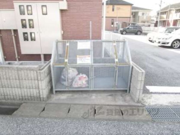 ゴミ置き場