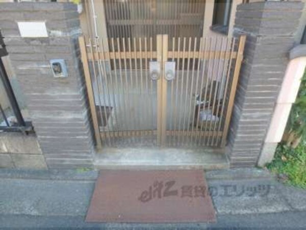 玄関入り口