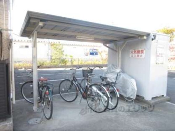 駐輪場