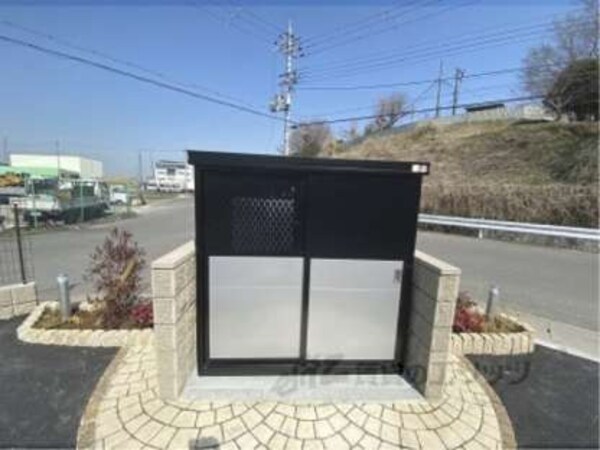 ゴミ置き場(建築中。)