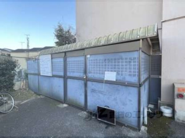 ゴミ置き場