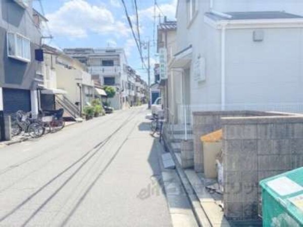 前面道路
