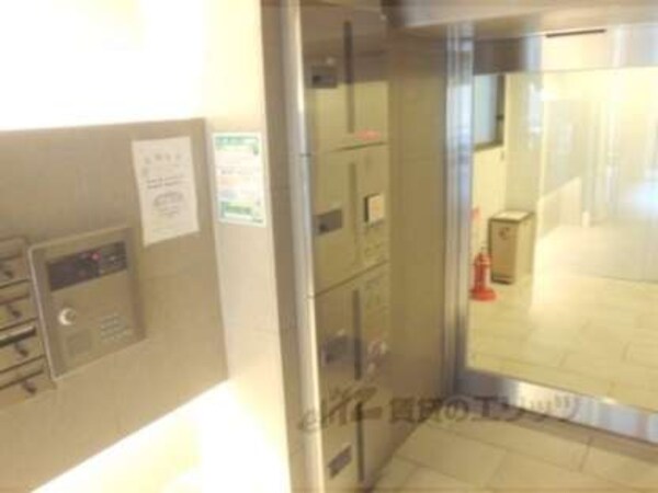 宅配ボックス