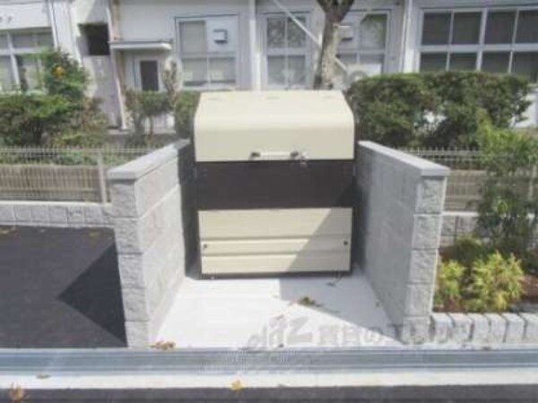 ゴミ置き場