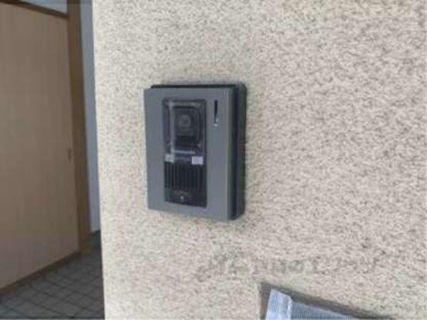 インターホン