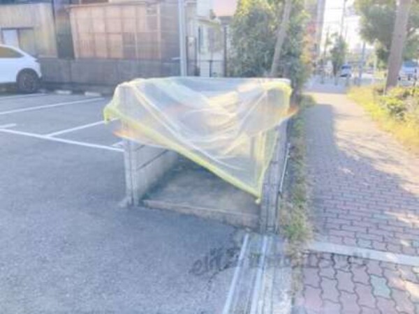 ゴミ置き場