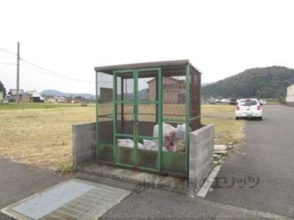ゴミ置き場